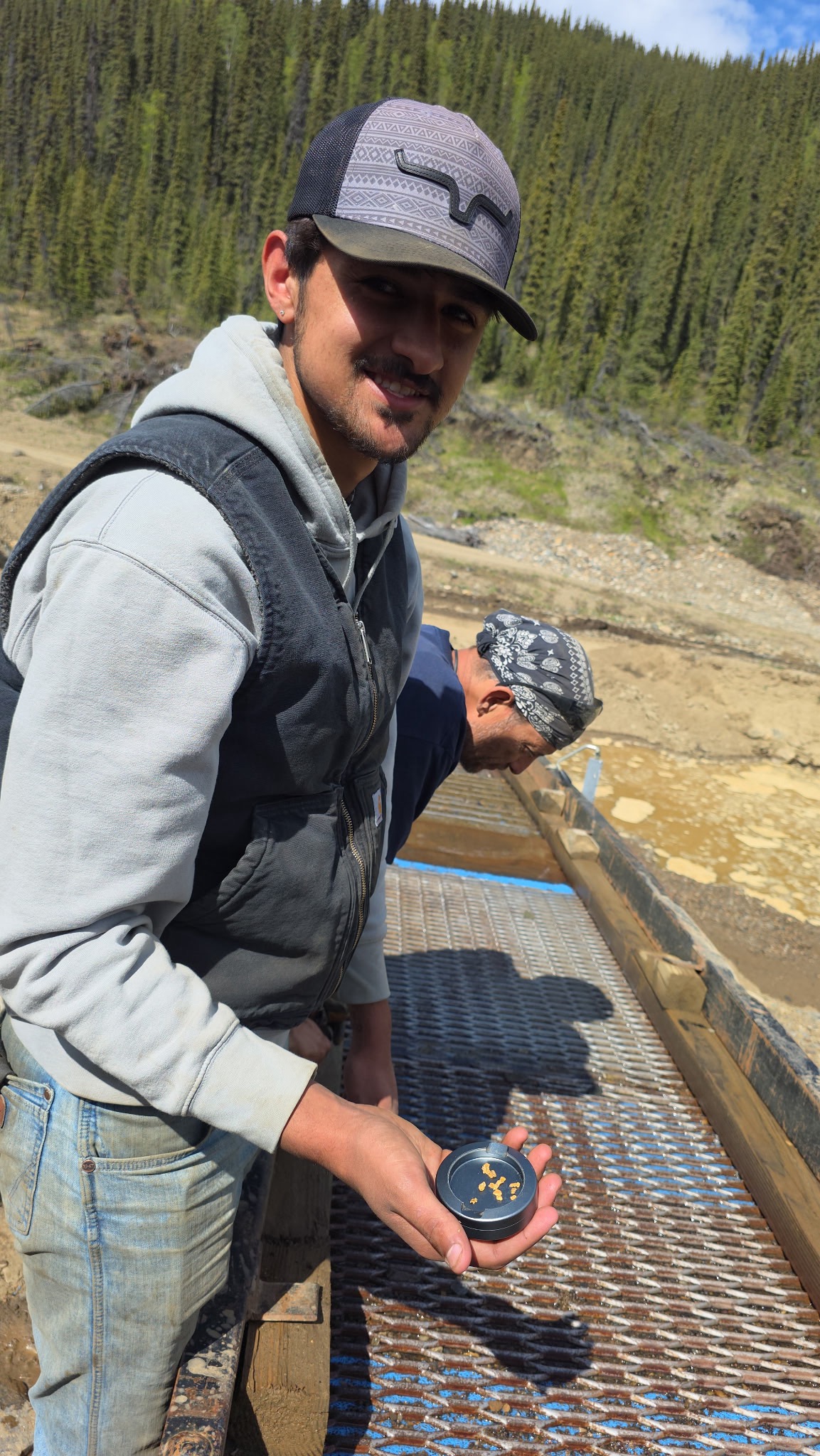 Another gold nugget weigh-up on a digital scale.